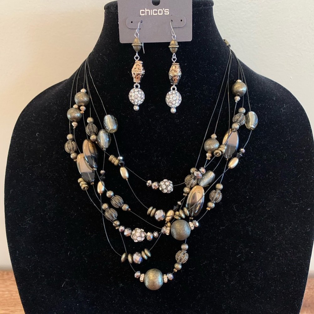 Beautiful illusion necklace and earrings